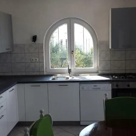 아파트 Kristijan 예세니체